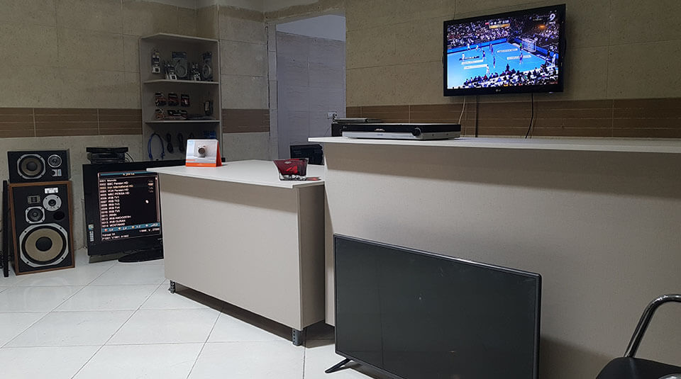 رویال الکترونیک